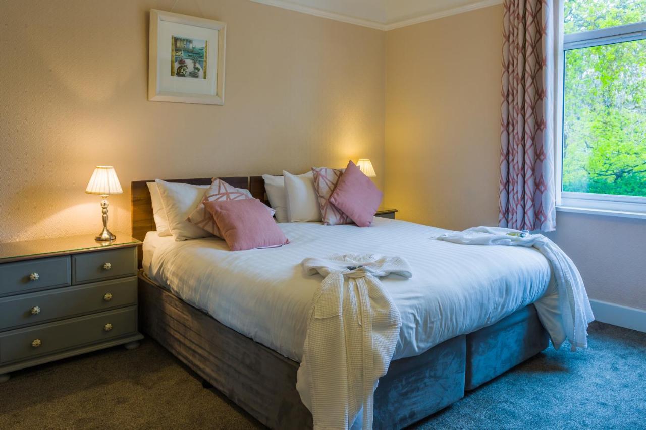Relax At Rosscourt Guest House-Free On Site Parking (Adults Only) ボーンマス エクステリア 写真