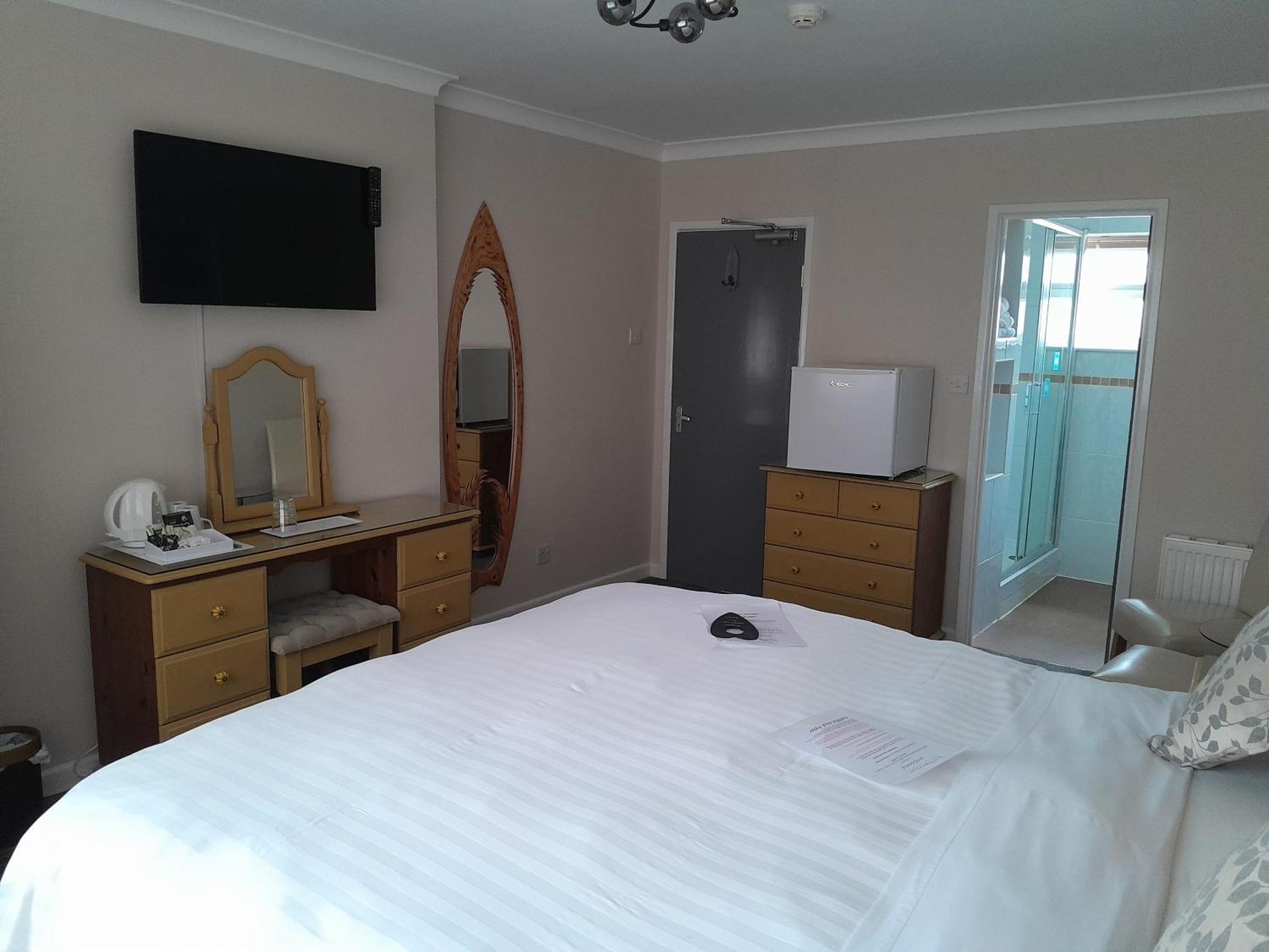 Relax At Rosscourt Guest House-Free On Site Parking (Adults Only) ボーンマス エクステリア 写真