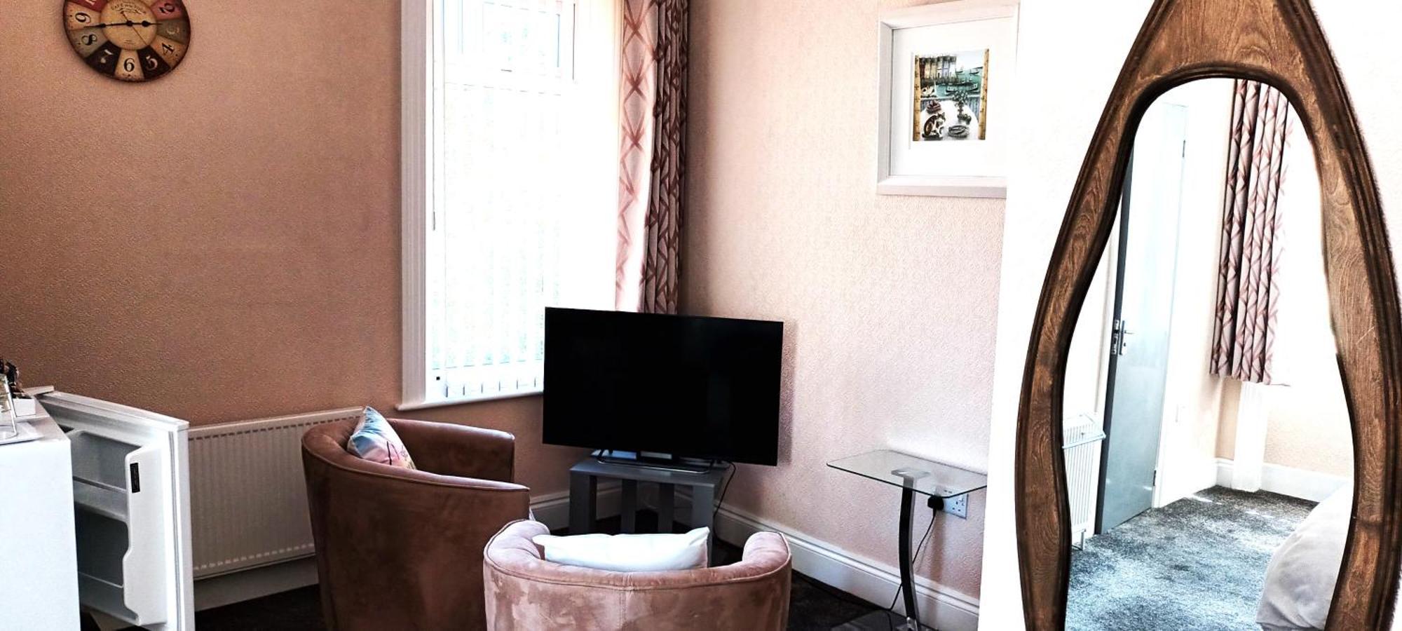 Relax At Rosscourt Guest House-Free On Site Parking (Adults Only) ボーンマス エクステリア 写真