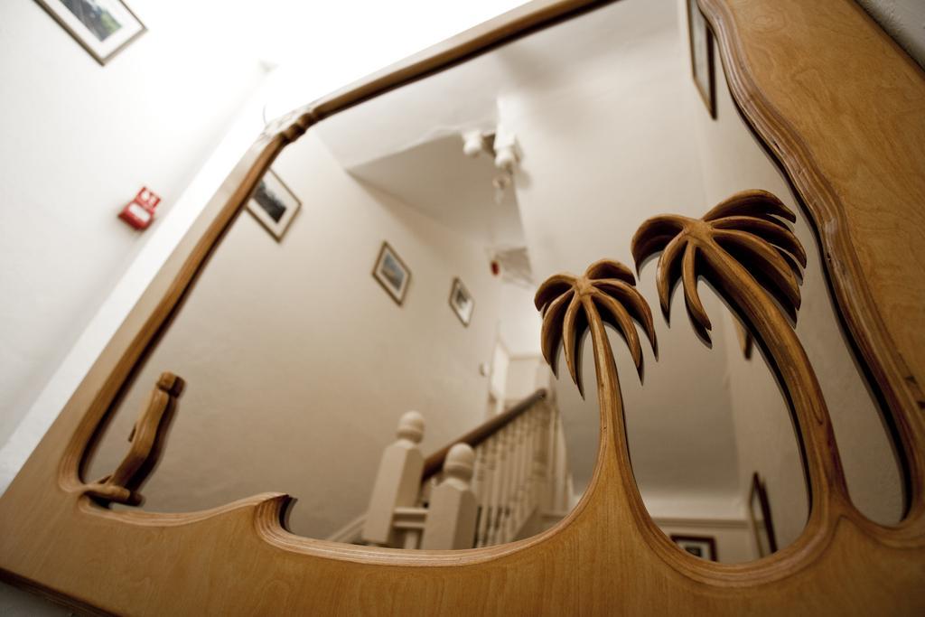 Relax At Rosscourt Guest House-Free On Site Parking (Adults Only) ボーンマス エクステリア 写真